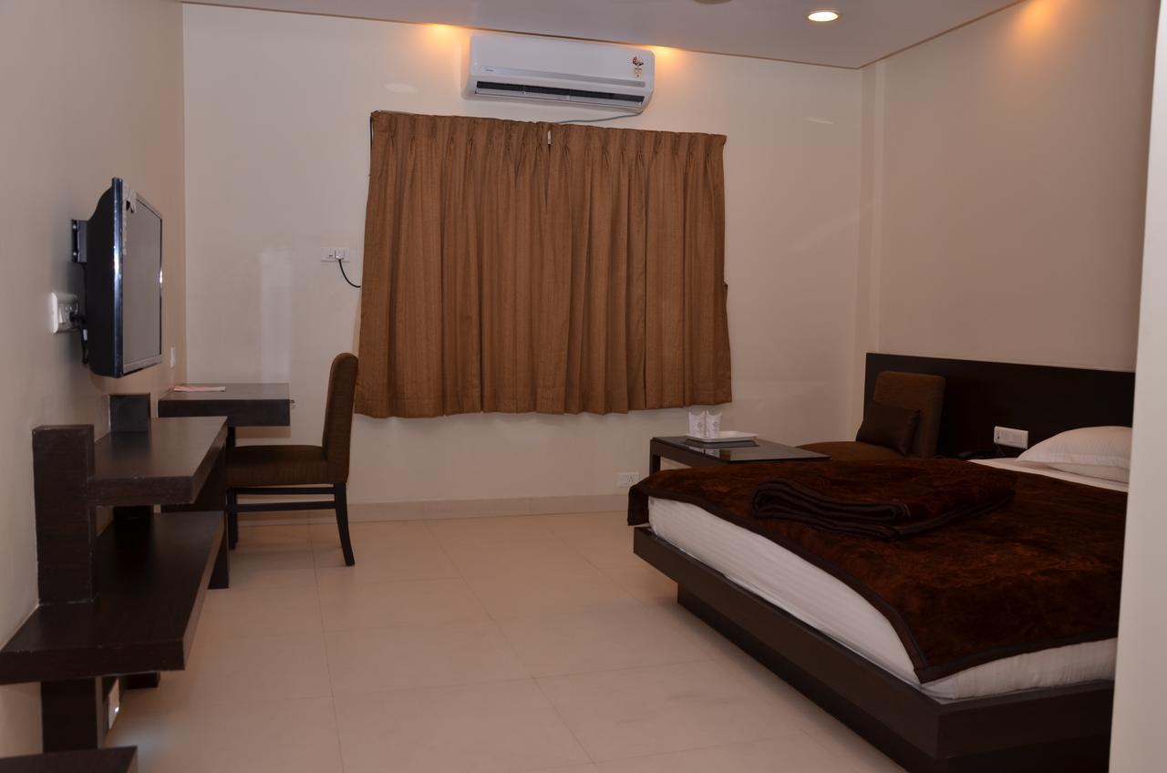 Jharsuguda Mohini Royal酒店 外观 照片